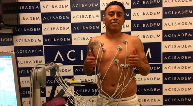 Cueva pasó exámenes médicos.