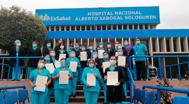 Enfermeros recibieron reconocimiento por su labor.