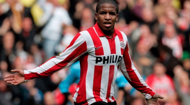 Jefferson Farfán tuvo un gran paso en el PSV.