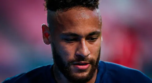Neymar pasará confinamiento de una semana.
