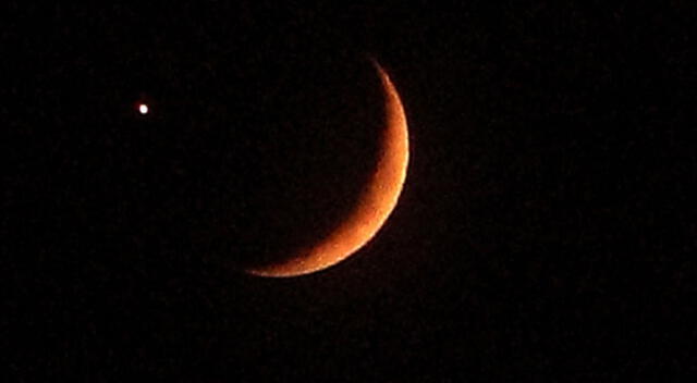 Marte y la Luna se 'besarán' hoy: conoce cómo ver en vivo este fenómeno.