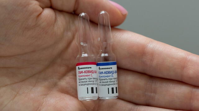 Producción de la vacuna rusa Sputnik V en la planta farmacéutica Binnopharm.