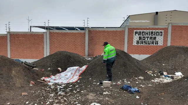 hallan cadáver de un joven cerca del estadio Pedro Ruiz Gallo