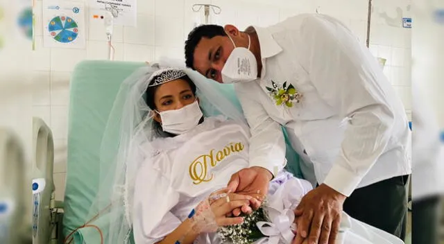 La pareja contrajo matrimonio en el Hospital Universitario de Santander.