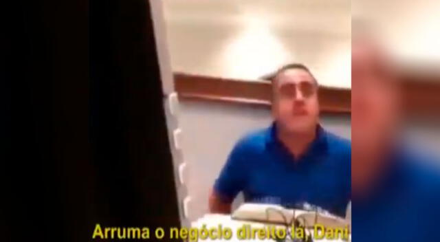 Pastor evangélico brasileño insulta a su esposa durante un video en vivo