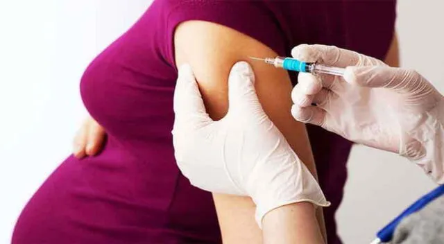 La vacunación contra la tos convulsiva es muy importante.