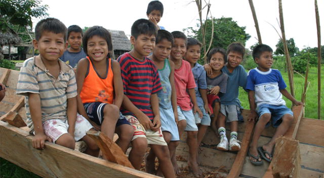 Niños Shipibo-Conibo. Foto del artículo