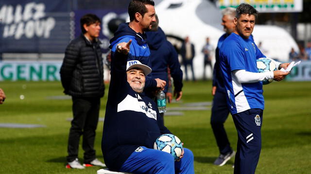 Un nuevo problema para Maradona en Gimnasia y Esgrima.