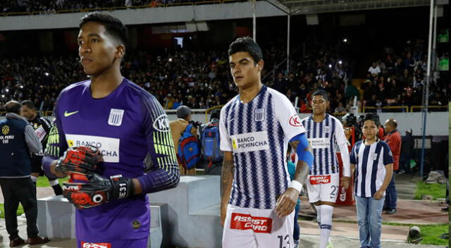 Espinoza , portero de Alianza Lima evitó goles cantados al Llacuabamba.