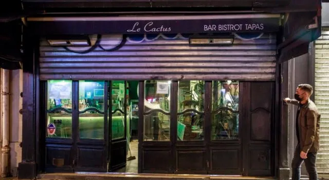 El ejecutivo francés confirmó el cierre de bares y restaurantes en la capital a partir del lunes 5 de octubre.