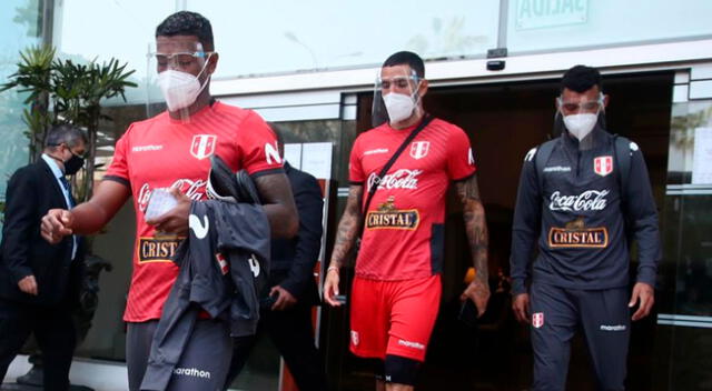 Sergio Peña y Miguel Araujo entrarían  en los planes de Gareca.