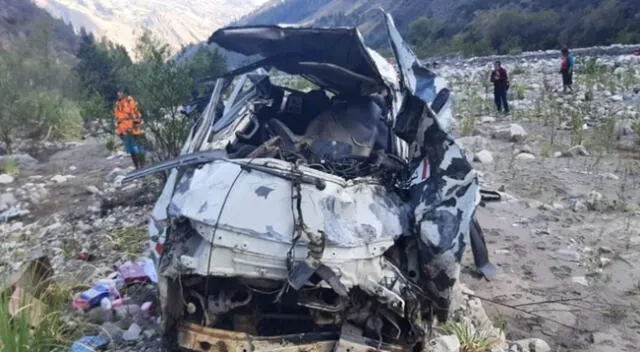 Terrible accidente enluta a varias familias en La Libertad.