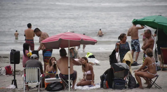 Aforo de playas será anunciado en las próximas horas o días, adelantó ministro del Interior.