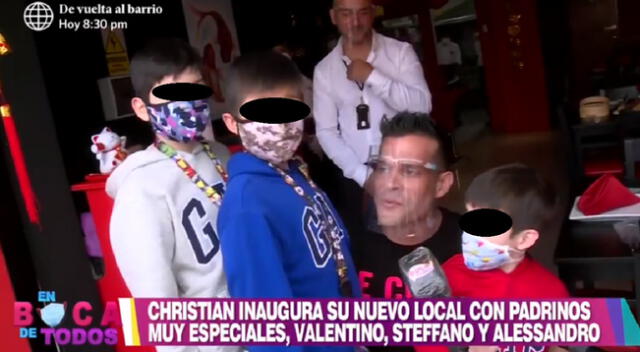 Christian Domínguez sorprendido por hijos de Karla Tarazona.