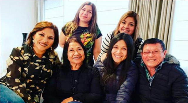 Tula Rodríguez compartió fotografía junto a sus hermanas.