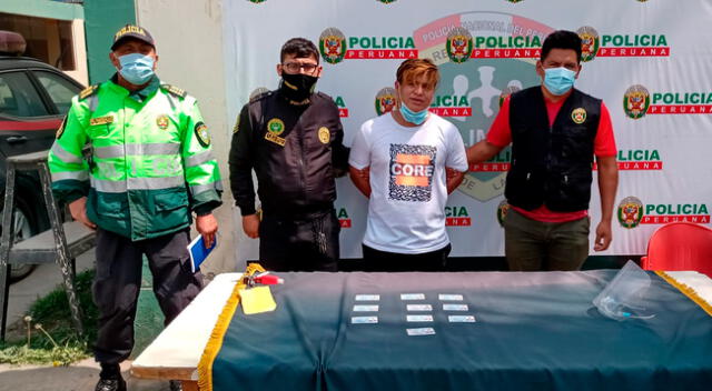 Sujeto fabricaría y vendería los carnés falsos de la PNP.