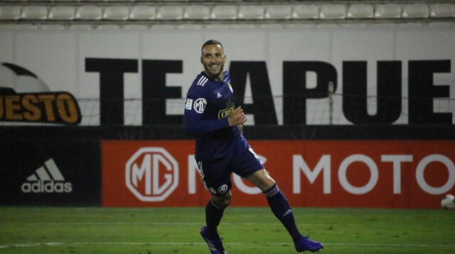 La escena de gol de Herrera se repitió en tres ocasiones.