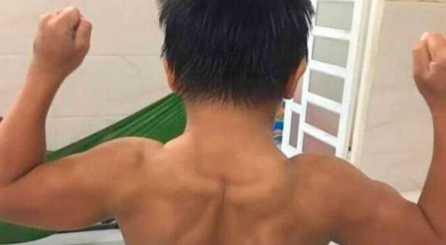 Niño de 10 años tiene el cuerpo de un fisicoculturista