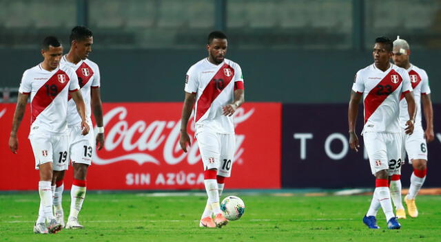 Selección peruana cayó dos posiciones en el ranking FIFA | Foto: EFE
