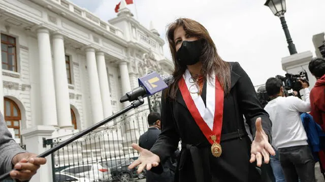 Carmen Omonte sostuvo que las investigaciones contra el mandatario Martín Vizcarra no viene del Congreso, sino del mismo Ministerio Público.