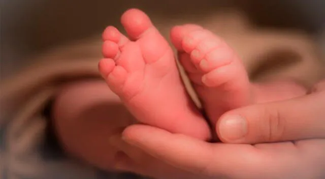 El recién nacido fue dado por fallecido por médicos del nosocomio, al no presentar signos vitales.
