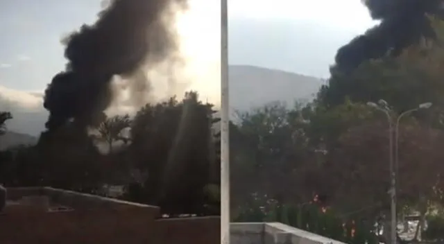 Bomberos ya se encuentran atendiendo la emergencia.