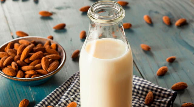 La receta para preparar leche de almendras es súper sencilla y podrás hacerla en pocas horas, te enseñamos en esta nota los ingredientes básicos.