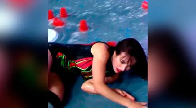 La chica reality Rosángela Espinoza perdió el equilibrio en uno de los juegos de EEG y cayó fuertemente.