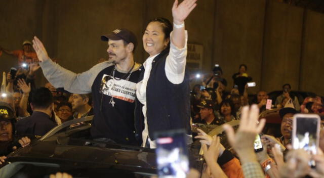 Keiko Fujimori oficializa su precandidatura a la presidencia por Fuerza Popular.