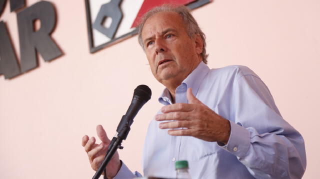 Alfredo Barnechea reconoció que tuvo errores en su anterior campaña presidencial del 2016.
