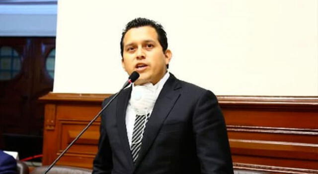 José Luna Morales.