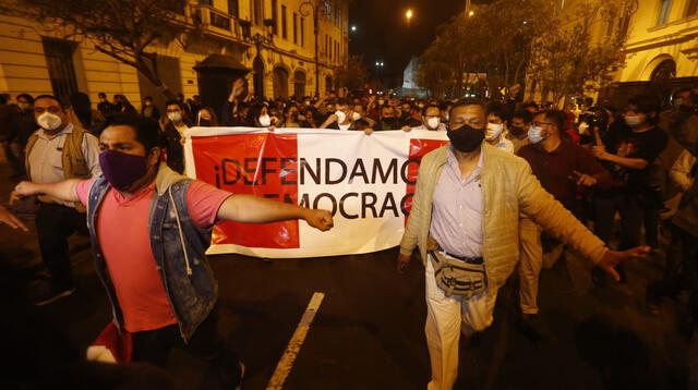 Marchas en plaza San Martín y otros puntos