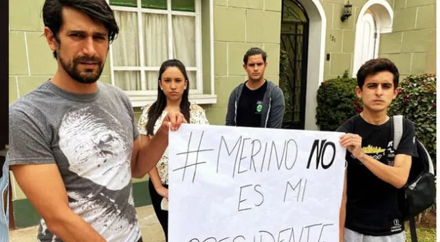 Actores de De vuelta al barrio expresan su rechazo a Manuel Merino.