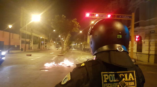 Marcha en el centro de Lima: varios detenidos tras violenta manifestación [GALERÍA]