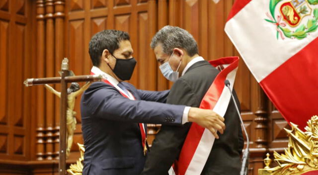 Manuel Merino juramentó como presidente interino del Perú | Foto: EFE