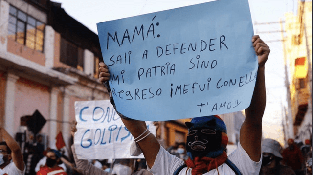 Marchas y cacerolazos se realizaron en contra de Manuel Merino y el Congreso.