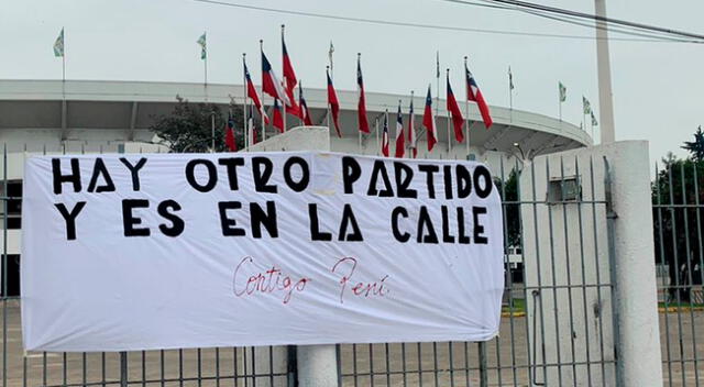 “Este partido lo ganamos juntos”, indicó una usuaria de Twitter con fotos de manifestaciones en Perú y en Chile.
