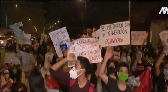 La Policía volvió a ser blanco de críticas por actuar con violencia ante manifestantes en La Molina.