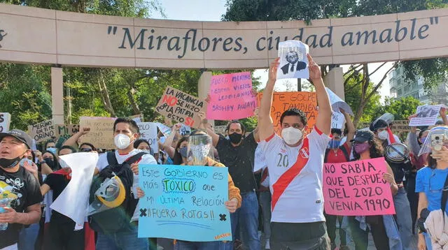 Protestas en contra de Manuel Merino en Miraflores