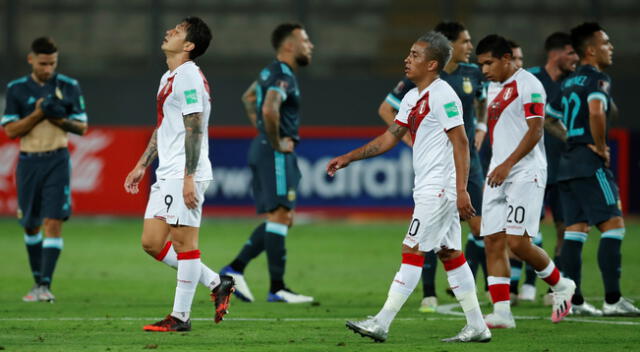 Selección peruana fue superado por Argentina en la fecha 4 de las Eliminatorias | Foto: EFE