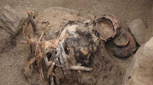 Encuentran momia de más de 600 años