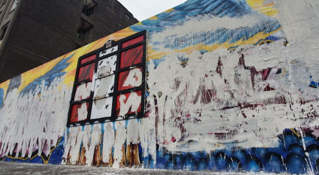 En horas de la madrugada destruyeron el mural en memoria de los jóvenes fallecidos en la marcha contra Manuel Merino.