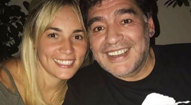 Rocío Oliva no pudo ingresar al velorio de Diego Maradona.