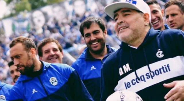 Jugadores y cuerpo técnico de Gimnasia y Esgrima La Plata llegaron hasta el velatorio.