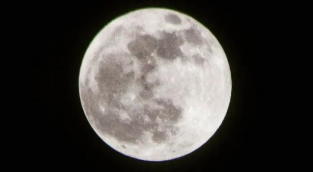 El eclipse lunar penumbral comenzó a las 2.32 de la mañana hora peruana llegó a su máximo a las 4.42 a. m. y terminó a las 6.53 a. m.