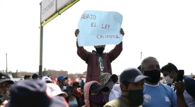 Los representantes de la Cámara de Comercio señalaron que no estaban en la capacidad de decidir sobre aumento salarial.