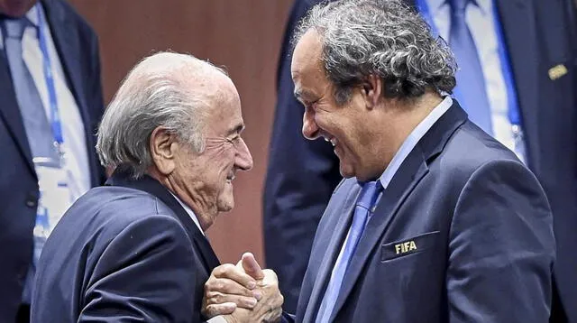 Blatter junto a Platini.
