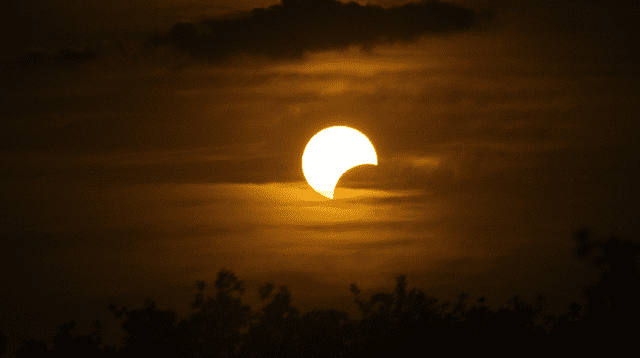 Se trata de uno de los últimos fenómenos astronómicos del año. Entérate aquí cómo y a qué hora se podrá ver este eclipse en Perú.