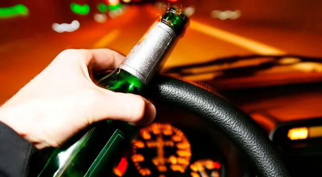 Aquí te decimos cuáles son las consecuencias de conducir sobrepasando los límites de alcohol.