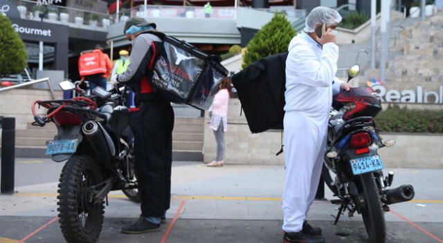 Servicio de delivery para fiestas de fin de año.